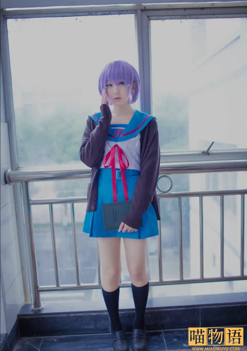 浅野菌子长门有希cosplay写真套图