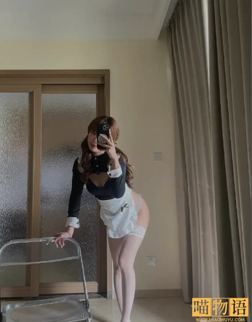 兔子吃饱了吗微密圈写真 (1)