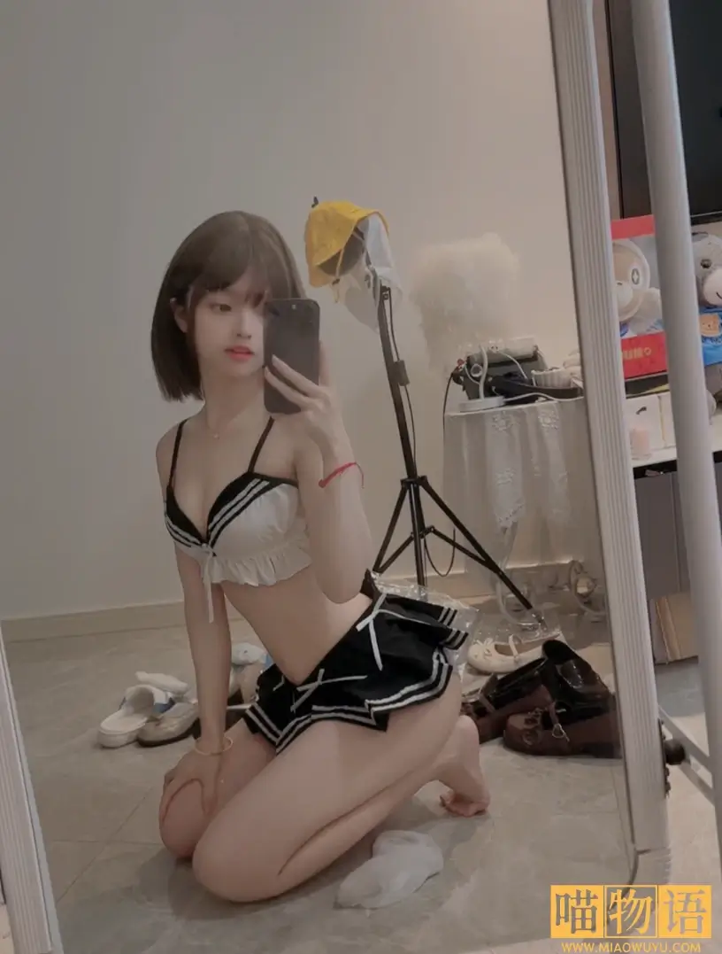 咬一口妃妃酱微密圈写真 (6)