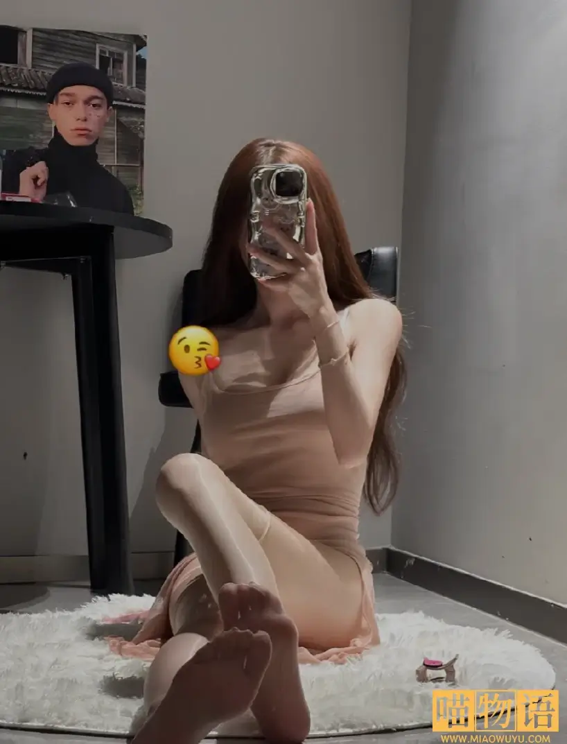 是腿腿耶微密圈写真 (2)
