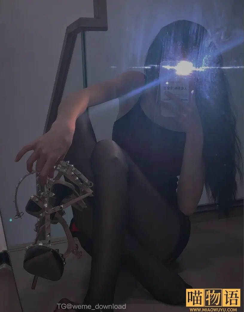 林崔崔微密圈写真 (6)